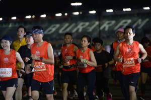 BIB: 26071, 25860, 80827
                            <button type="button" onclick="openModal(10856573)" class="btn btn-primary btn-sm float-right btn-popup" data-toggle="modal" data-target=".modal-high-quality">
                        <i class="fas fa-shopping-cart"></i> Add to Cart
                    </button>
                                            <button type="button" onclick="isThisMe(10856573, true)" class="btn btn-success btn-sm float-right btn-popup btn-isme hidden" data-toggle="tooltip" data-placement="bottom" title="นี่คือรูปของคุณใช่ไหม คลิกที่นี่เพื่อเอาเข้าอัลบั้ม">
                        <i class="fas fa-plus"></i> Add to album
                    </button>
                    <button type="button" onclick="isThisMe(10856573, false)" class="btn btn-warning btn-sm float-right btn-popup btn-isnotme hidden">
                        <i class="fas fa-ban"></i> Remove from album
                    </button>